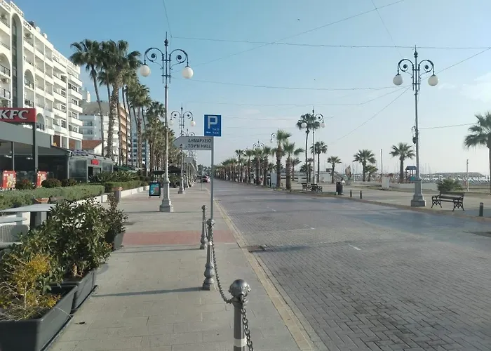 Fantastic Apartment 163 In Finikoudes